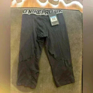 Nike boy’s compression pants, black, medium